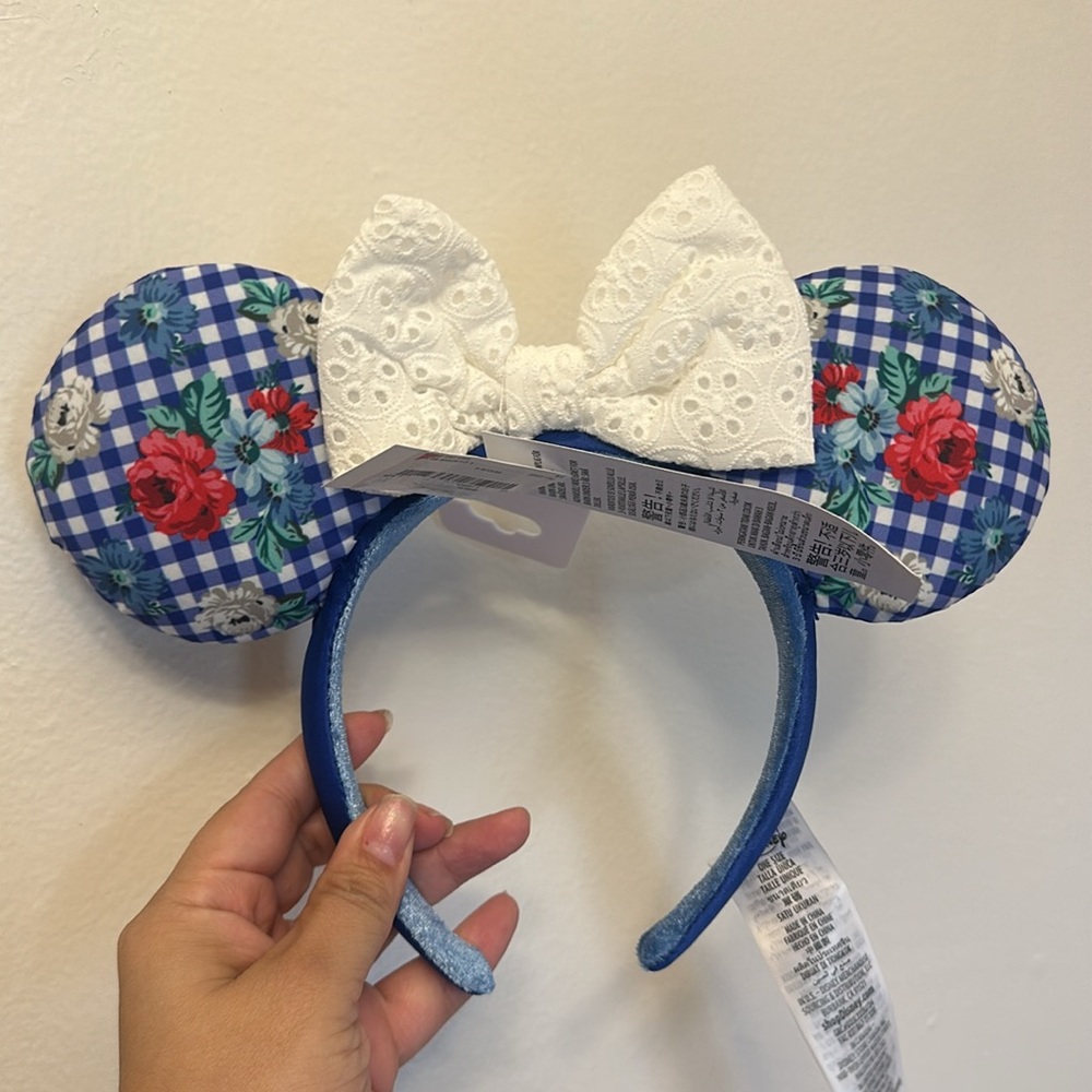 Disney Parks Gingham Floral Minnie Ear Headband Eyelet Lace Summer Picnic NWT - Picture 3 of 3